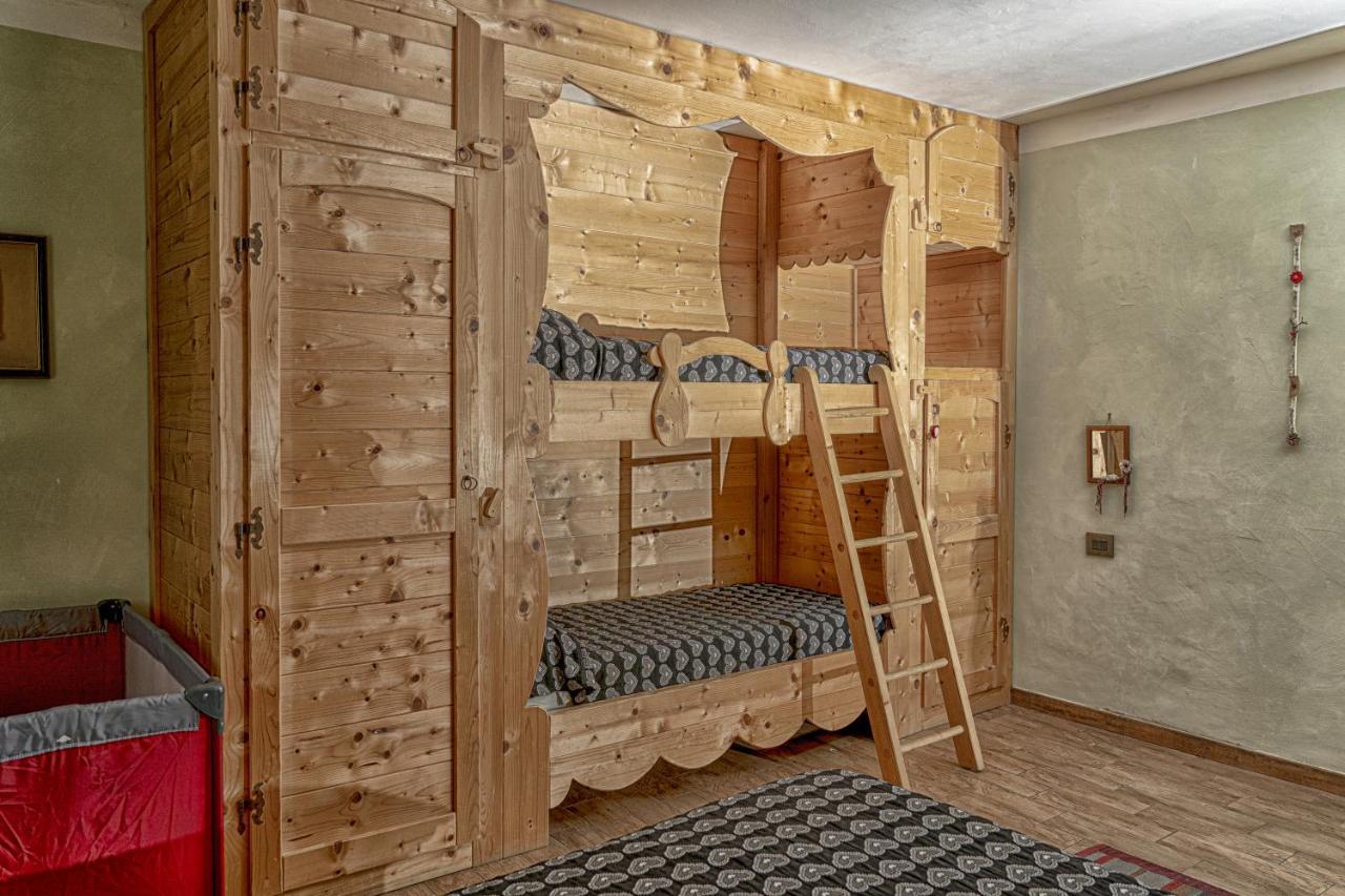 Chevres A Cheval - Apartment Aosta Exterior photo