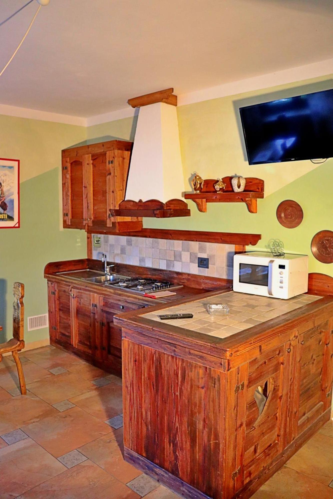 Chevres A Cheval - Apartment Aosta Exterior photo